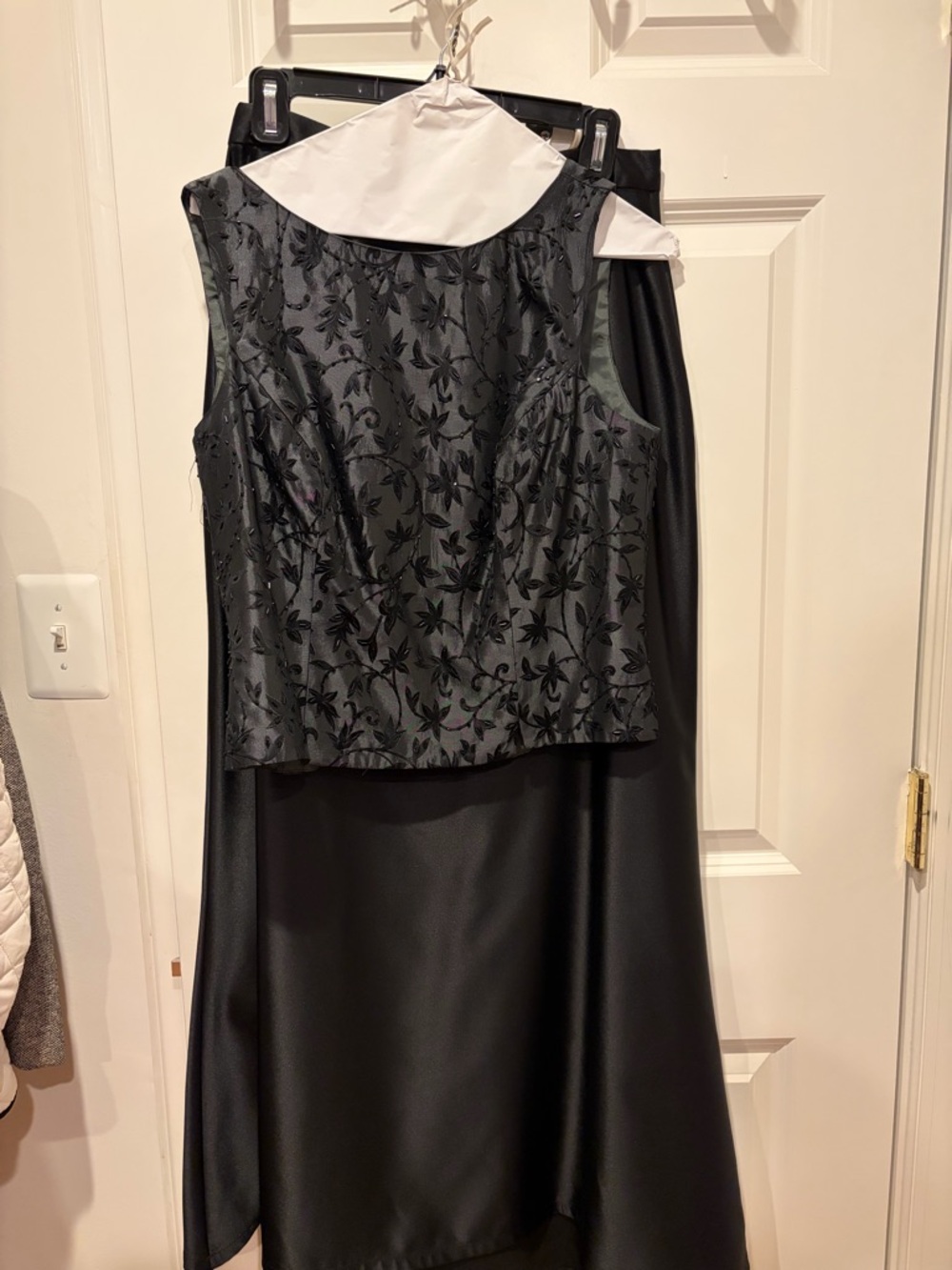 Elegant Black Two-Piece Evening Dress, Size 12/14